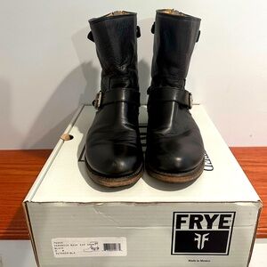 Frye Veronica Back Zip Leather Boots GUC